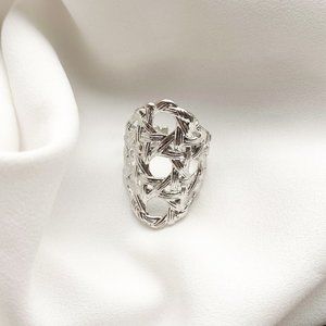 Kendra Scott Natalie Statement Ring In Silver M/L
